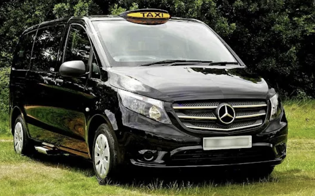 Screenshot van de Twentse Taxi website met rit aanvragen formulier